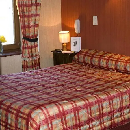 Au Parfum Des Bois Hotel Saint-Cirgues-en-Montagne