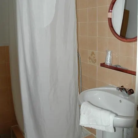 Hotel Au Parfum Des Bois 2*